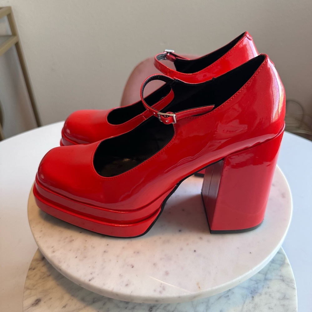 Mary Jane Platforms